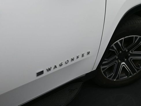 Used 2024 Jeep Wagoneer Series II image 6