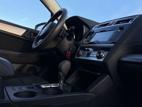 Used 2018 Subaru Outback 2.5i image 34