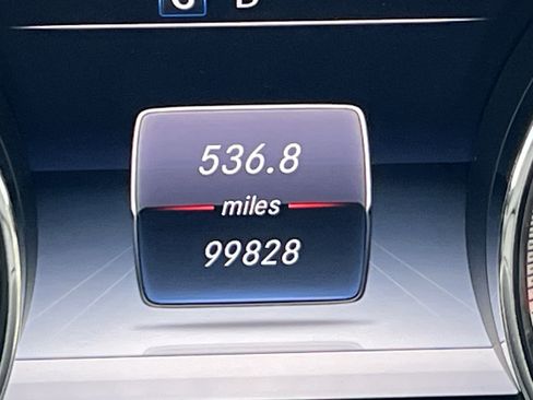 Used 2017 Mercedes-Benz E 300 image 22