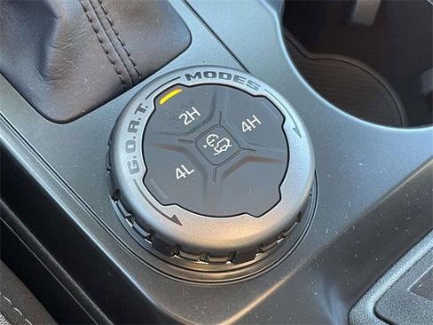 New 2025 Ford Bronco Base image 29