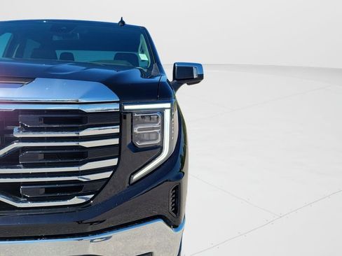 Used 2026 GMC Sierra 1500 SLT AWD/4WD image 34