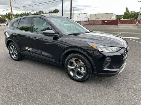 Used 2025 Ford Escape ST-Line FWD image 9
