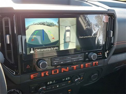 New 2026 Nissan Frontier PRO-4X w/ Pro-4x Convenience Package image 4