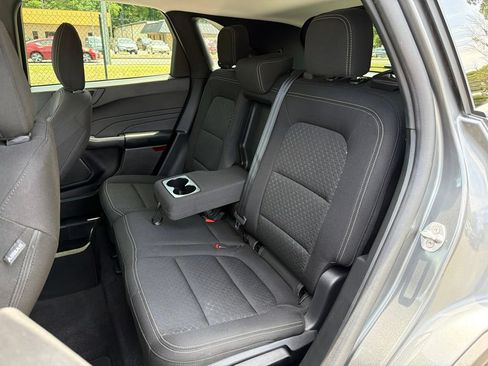 Used 2025 Ford Escape Active AWD/4WD image 19