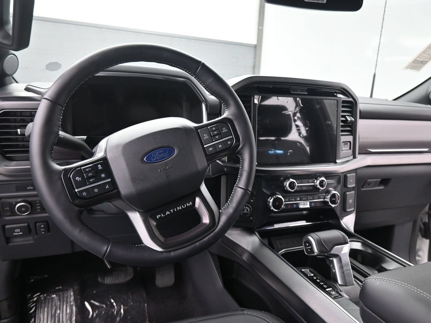 Certified 2026 Ford F150 Platinum w/ Equipment Group 701A Standard AWD/4WD image 11