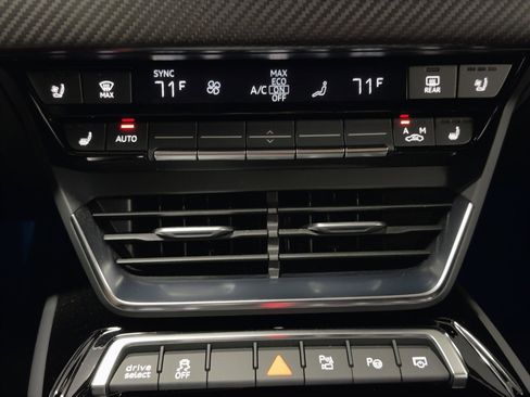 Used 2023 Audi RS e-tron GT w/ Carbon Performance Package image 24