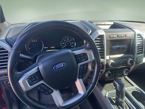 Used 2019 Ford F150 Platinum w/ Equipment Group 701A Luxury image 10