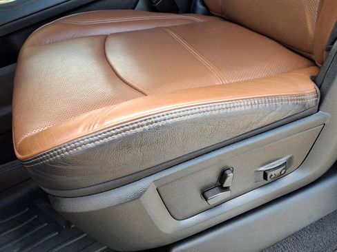 Used 2022 RAM 3500 Limited image 5