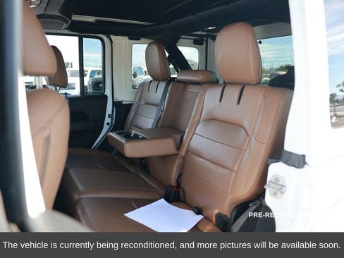 Used 2022 Jeep Wrangler Unlimited Sahara w/ Safety Group image 12