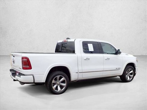 Used 2022 RAM 1500 Limited w/ Body Color Bumper Group AWD/4WD image 4