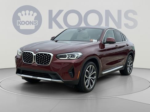 Used 2025 BMW X4 xDrive30i w/ Premium Package AWD/4WD image 5