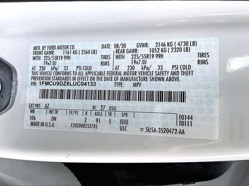 Used 2020 Ford Escape Titanium AWD/4WD image 32