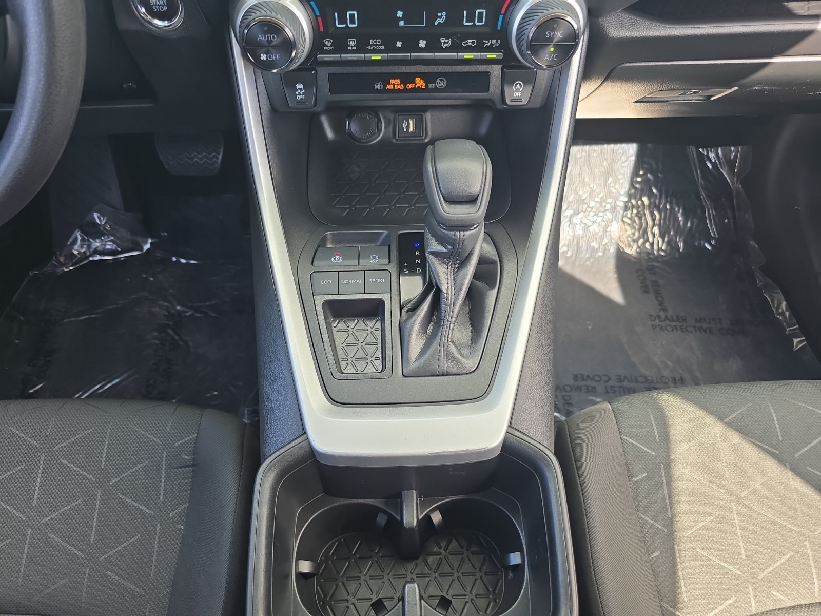 Certified 2024 Toyota RAV4 XLE FWD image 17