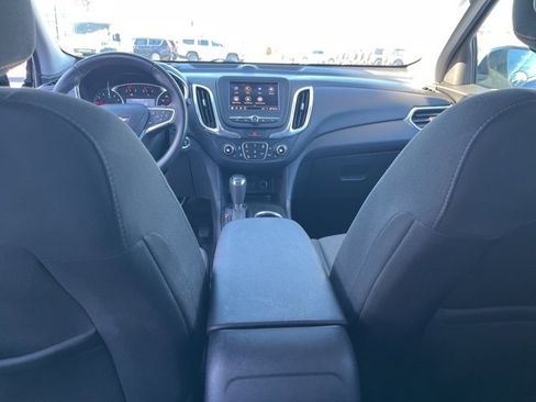 Used 2020 Chevrolet Equinox LT image 16