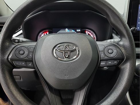 Certified 2025 Toyota RAV4 XLE AWD/4WD image 17