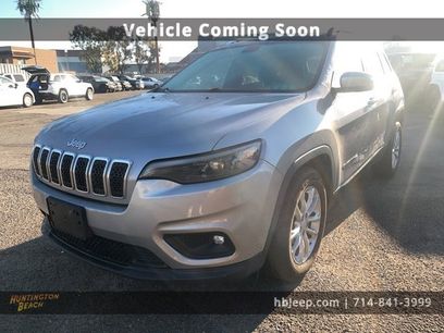 Used 2019 Jeep Cherokee Latitude w/ Cold Weather Group
