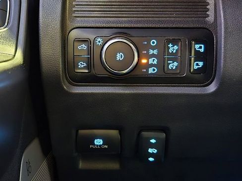 Used 2025 Ford F350 Lariat w/ Lariat Ultimate Package image 37