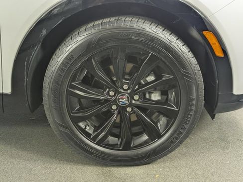 Used 2024 Buick Envista Sport Touring w/ Convenience II Package FWD image 12