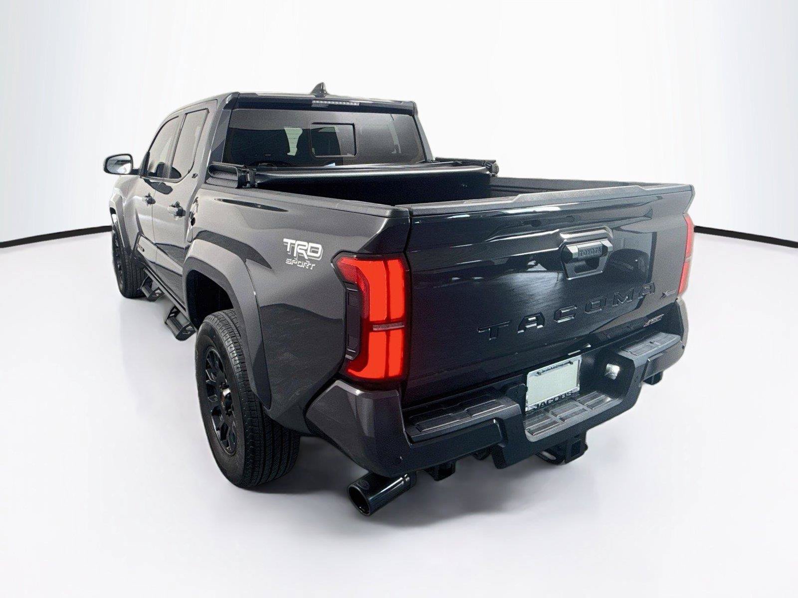 Used 2024 Toyota Tacoma TRD Sport w/ TRD Sport Upgrade Package RWD image 3