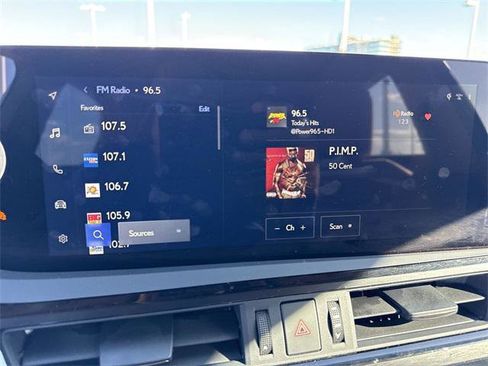 Certified 2024 Lexus ES 350 w/ Premium Package image 16