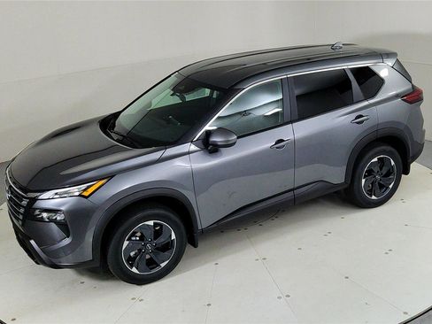 New 2026 Nissan Rogue SV image 39