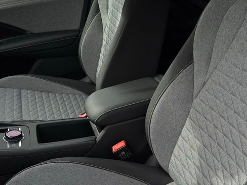 New 2025 Volkswagen Tiguan S image 21