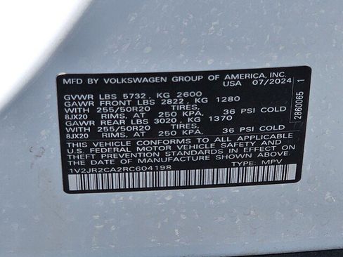 Certified 2024 Volkswagen Atlas SE FWD image 26