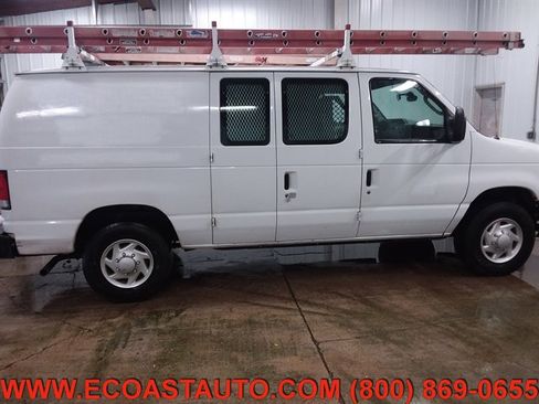 Used 2014 Ford E-250 and Econoline 250 image 2