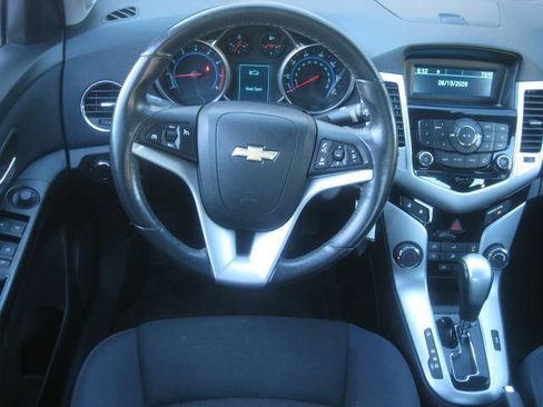 Used 2014 Chevrolet Cruze LT FWD image 13