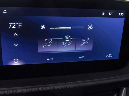 Used 2024 Buick Envista Preferred w/ Convenience II Package image 29