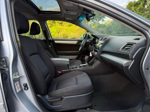 Used 2015 Subaru Legacy 2.5i Premium w/ Moonroof Package AWD/4WD image 19