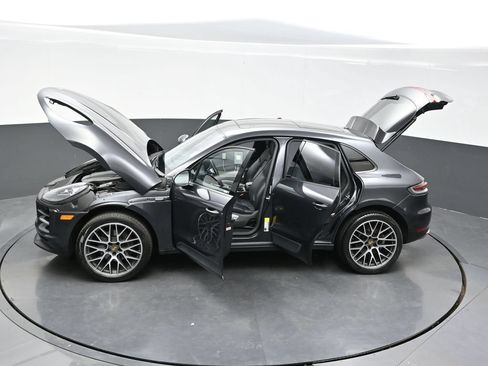 Used 2020 Porsche Macan AWD/4WD image 41