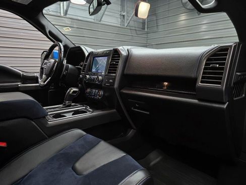 Used 2019 Ford F150 Raptor w/ Equipment Group 802A Luxury AWD/4WD image 16