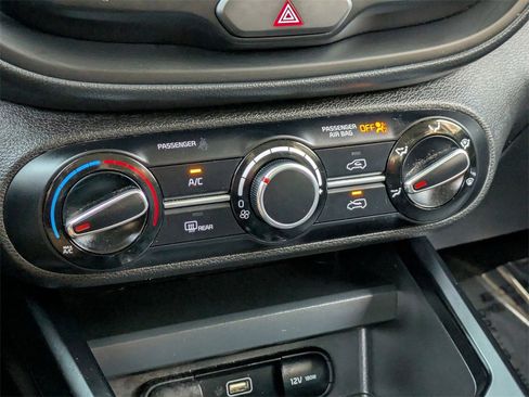 Used 2024 Kia Soul LX w/ Option Group 015 image 17