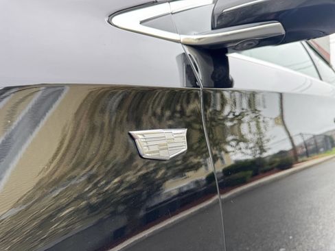 Used 2018 Cadillac XTS w/ Rear Seat Comfort Package image 29