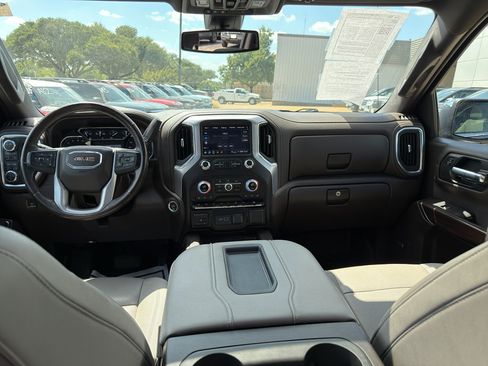 Used 2021 GMC Sierra 1500 SLT AWD/4WD image 33