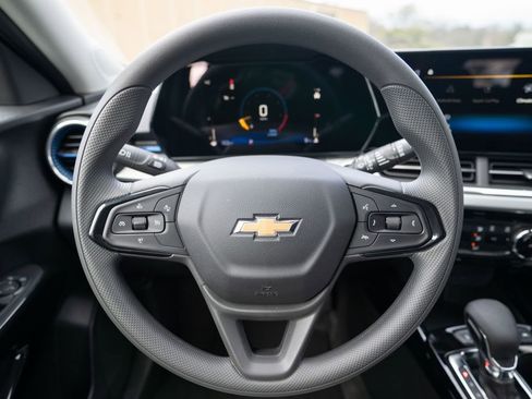 New 2026 Chevrolet Trax LT image 14