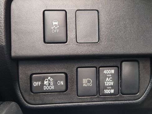 Used 2021 Toyota Tacoma TRD Off-Road image 27