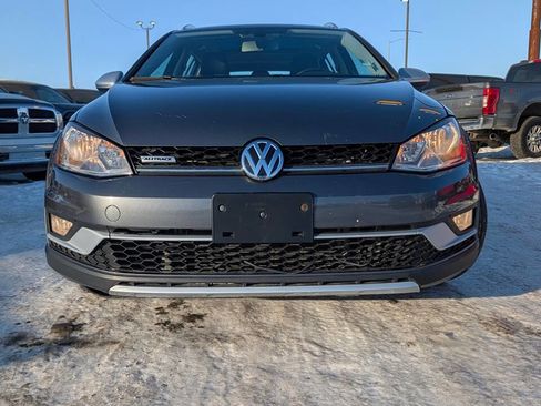Used 2017 Volkswagen Golf Alltrack SE image 4