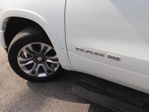 Used 2019 RAM 1500 Limited AWD/4WD image 3
