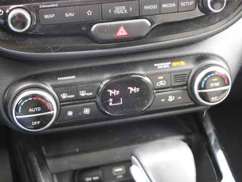 Used 2023 Kia Soul GT-Line FWD image 22