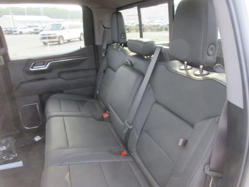 New 2026 GMC Sierra 1500 SLT w/ SLT Premium Plus Package AWD/4WD image 16