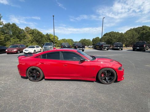 Used 2017 Dodge Charger SRT Hellcat w/ Harman/Kardon Audio Group RWD image 15