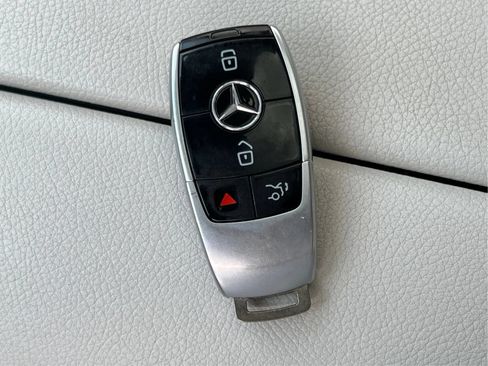 Used 2021 Mercedes-Benz E 450 4MATIC Sedan image 44