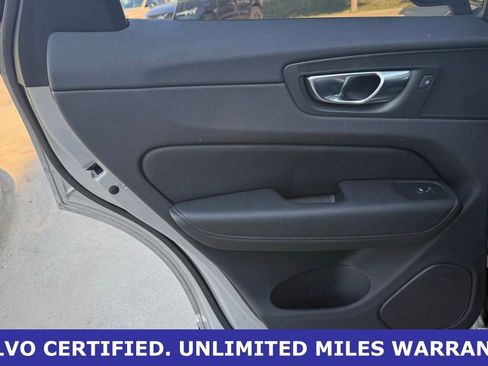 Certified 2025 Volvo XC60 B5 Plus AWD/4WD image 15