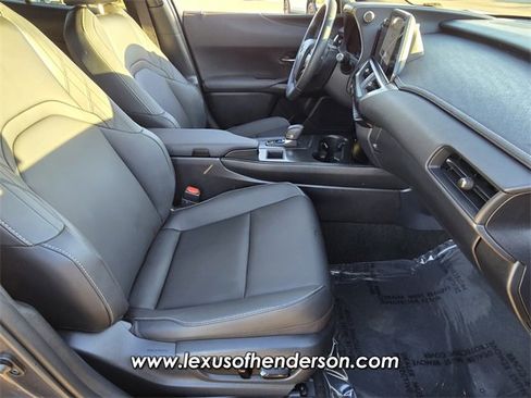 Certified 2025 Lexus UX 300h FWD image 18