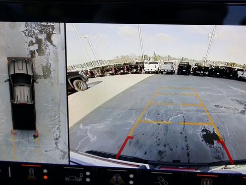 Used 2024 GMC Sierra 3500 AT4 w/ AT4 Preferred Package image 25