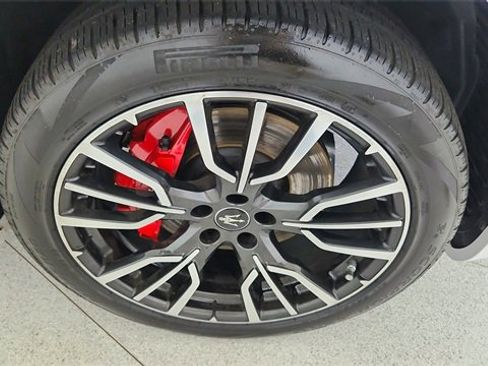 Used 2023 Maserati Grecale Modena image 58