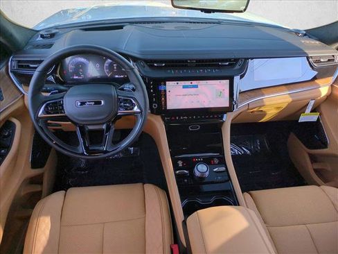 New 2026 Jeep Grand Cherokee L Summit image 15