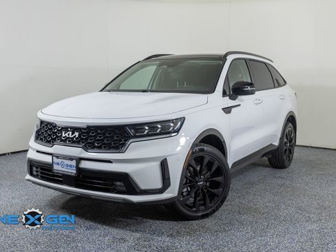 Used 2022 Kia Sorento SX AWD/4WD image 3